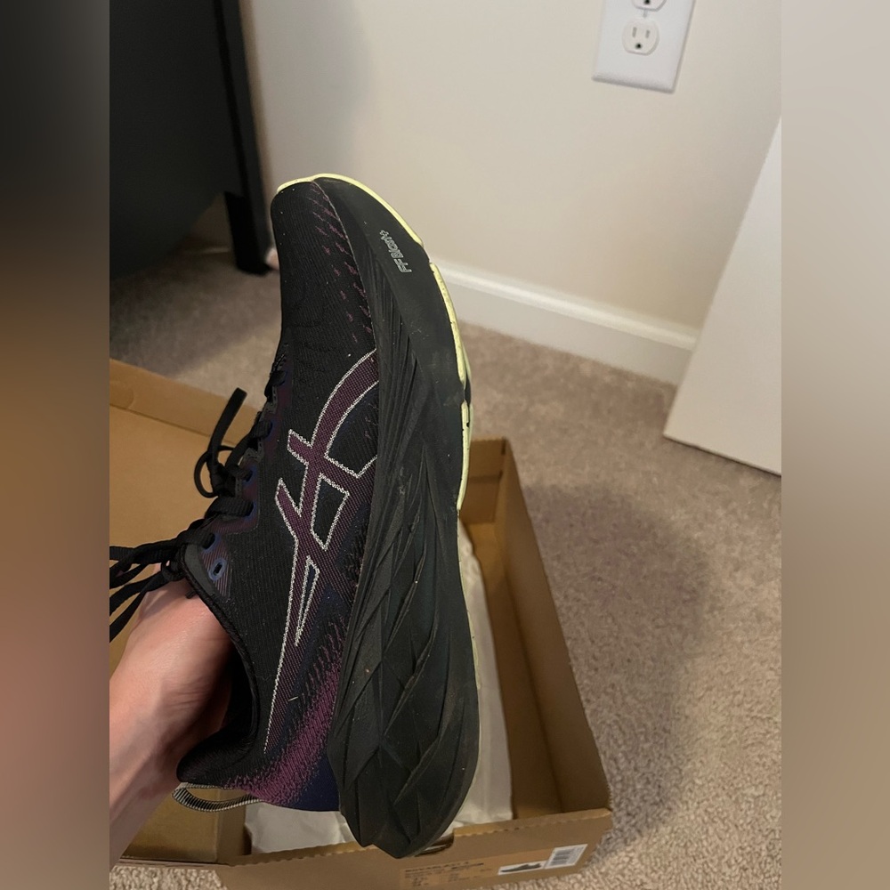 ASICS Novablast 4 Running Shoes - Picture 5 of 6